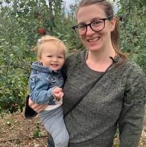 Meet your Posher, Alexis